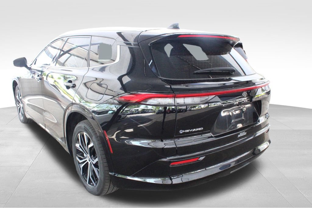 Certified 2025 Toyota Crown Signia AWD/4WD image 15