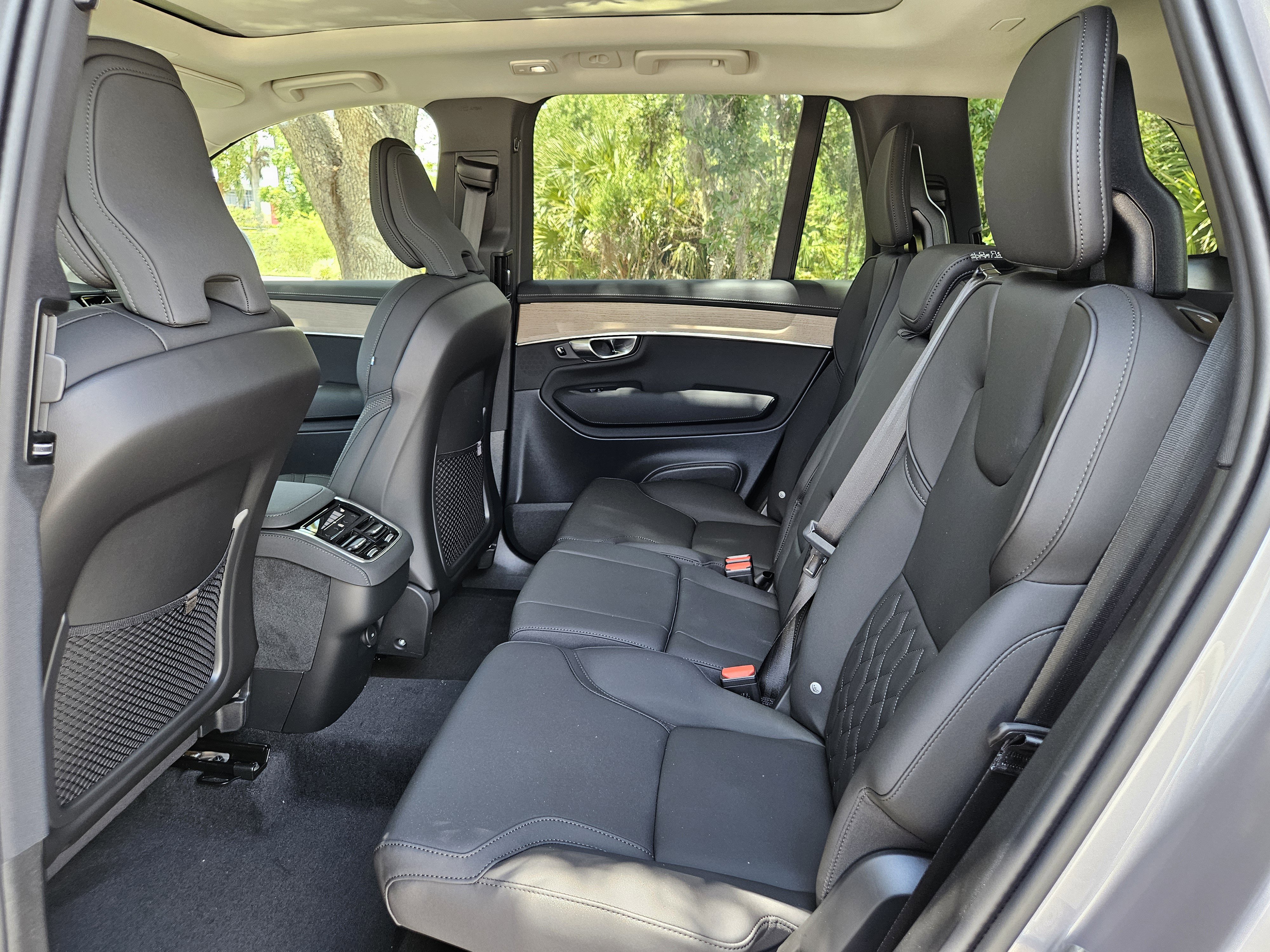 New 2026 Volvo XC90 B5 Plus image 14