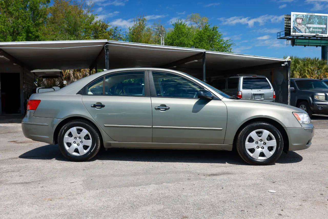 Used 2009 Hyundai Sonata GLS FWD image 13
