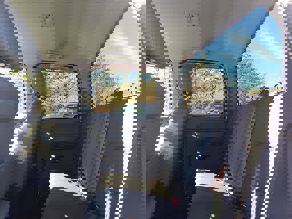 Used 2014 GMC Sierra 2500 W/T w/ Snow Plow Prep Package image 5