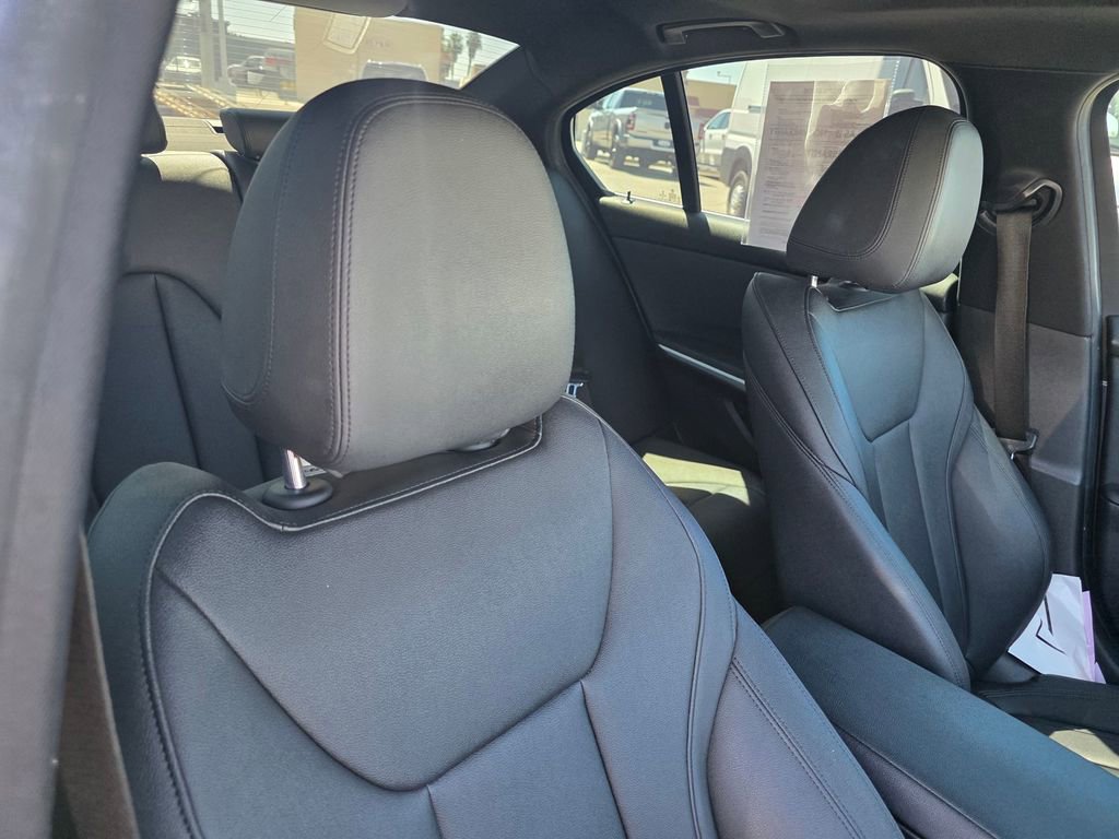 Used 2020 BMW 330i Sedan w/ Driving Assistance Package RWD image 19