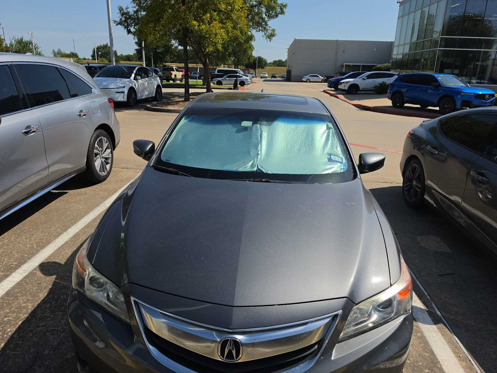 Used 2014 Acura ILX w/ Premium Package FWD image 2