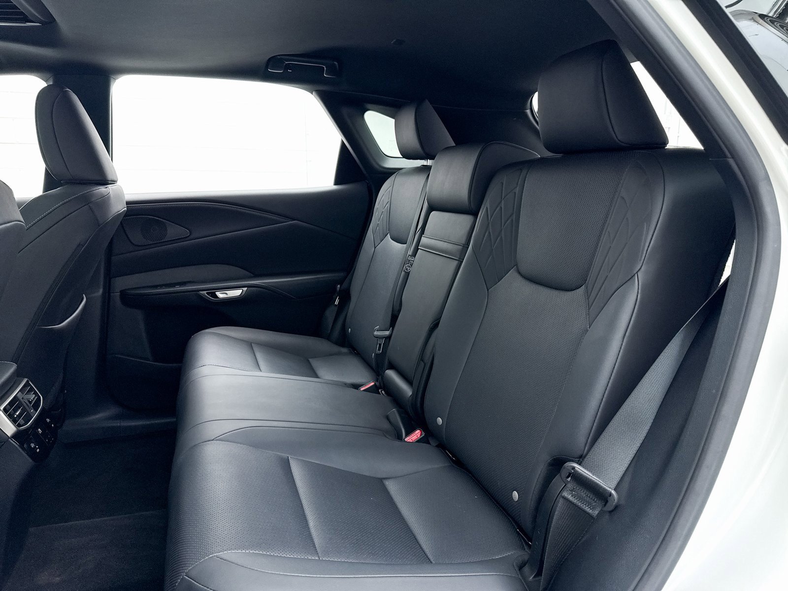 Used 2024 Lexus RX 350 Premium image 33