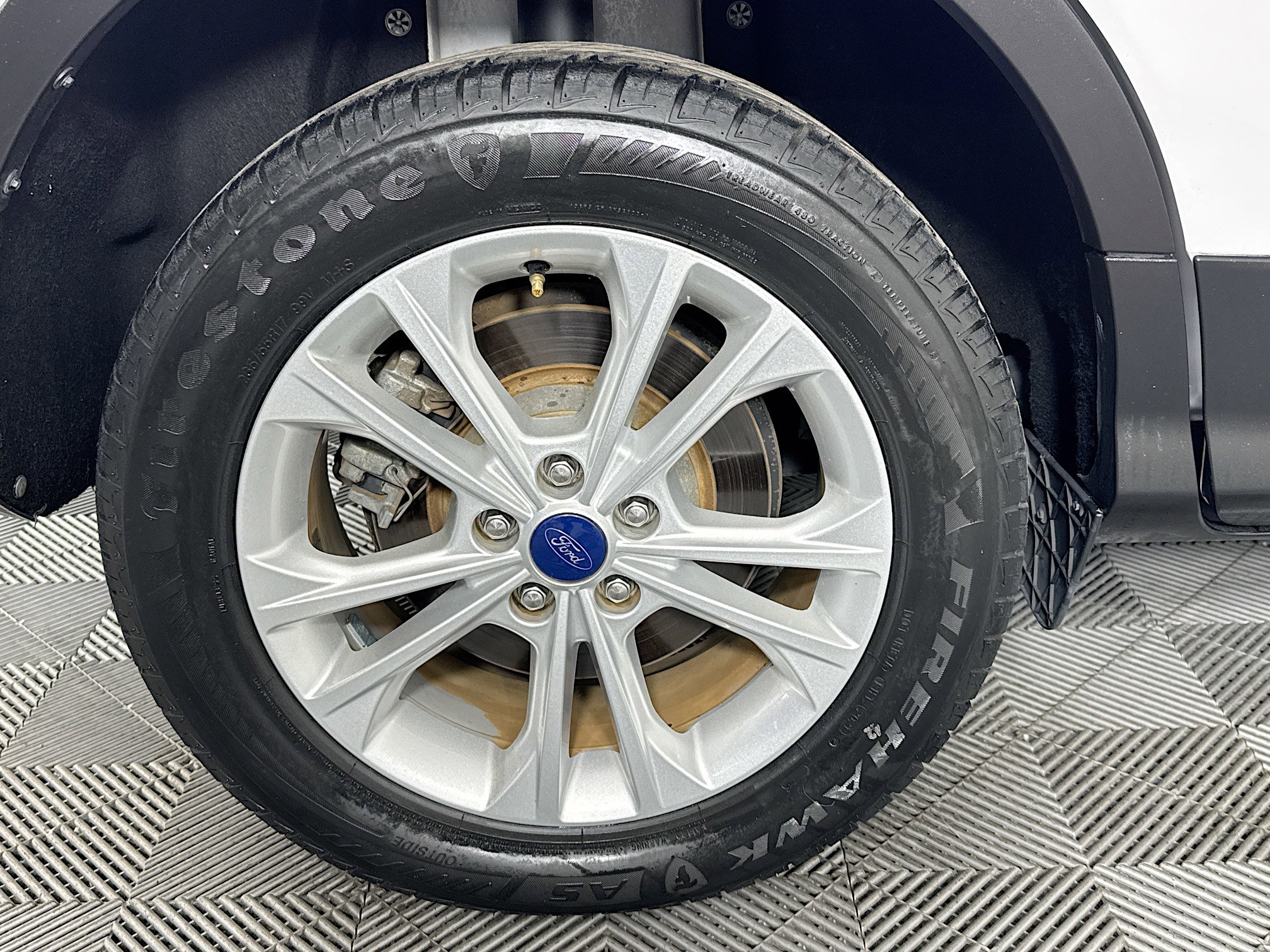 Used 2017 Ford Escape SE image 30