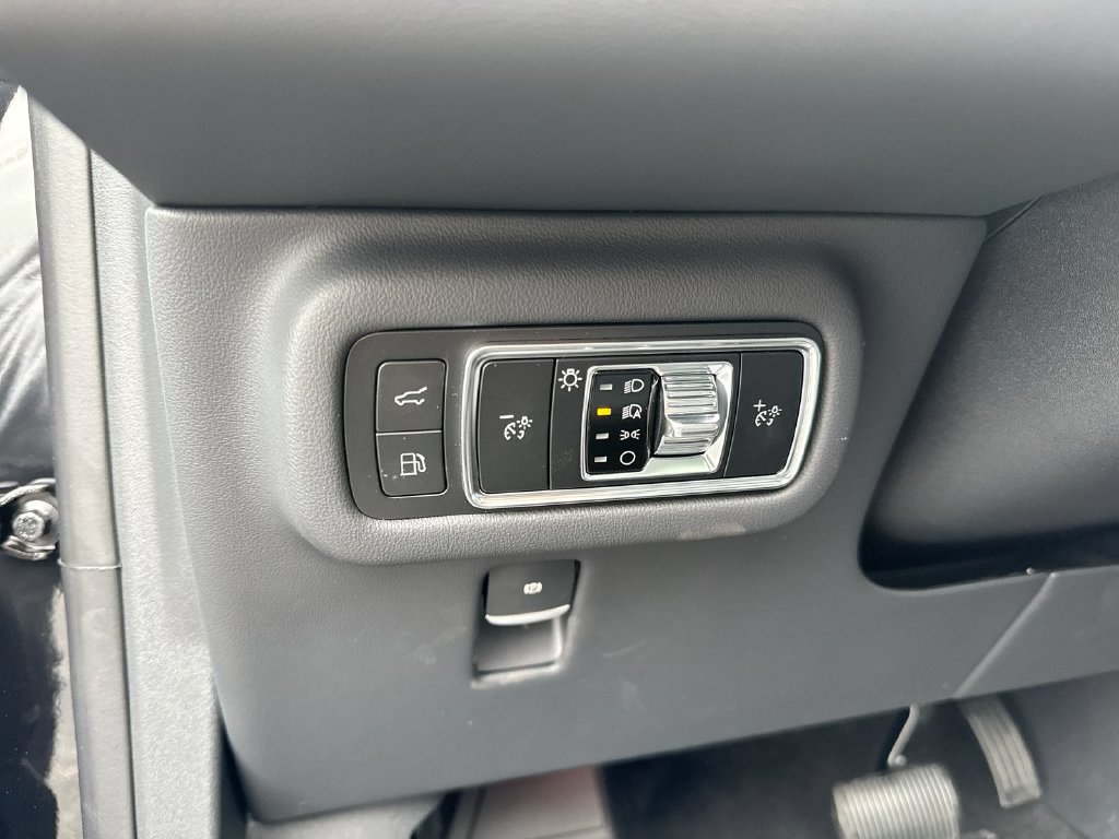 New 2026 Lincoln Nautilus Premier w/ Equipment Group 102A AWD/4WD image 19