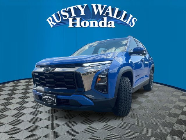 Used 2025 Chevrolet Equinox ACTIV w/ Safety and Technology Package FWD image 1