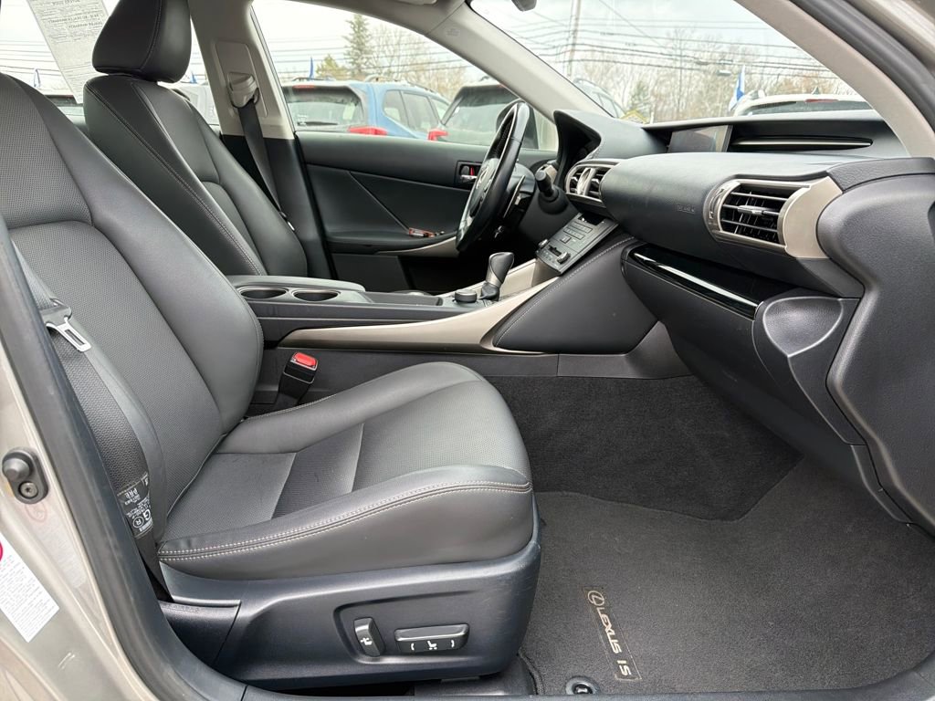 Used 2015 Lexus IS 250 AWD w/ Premium Package image 34