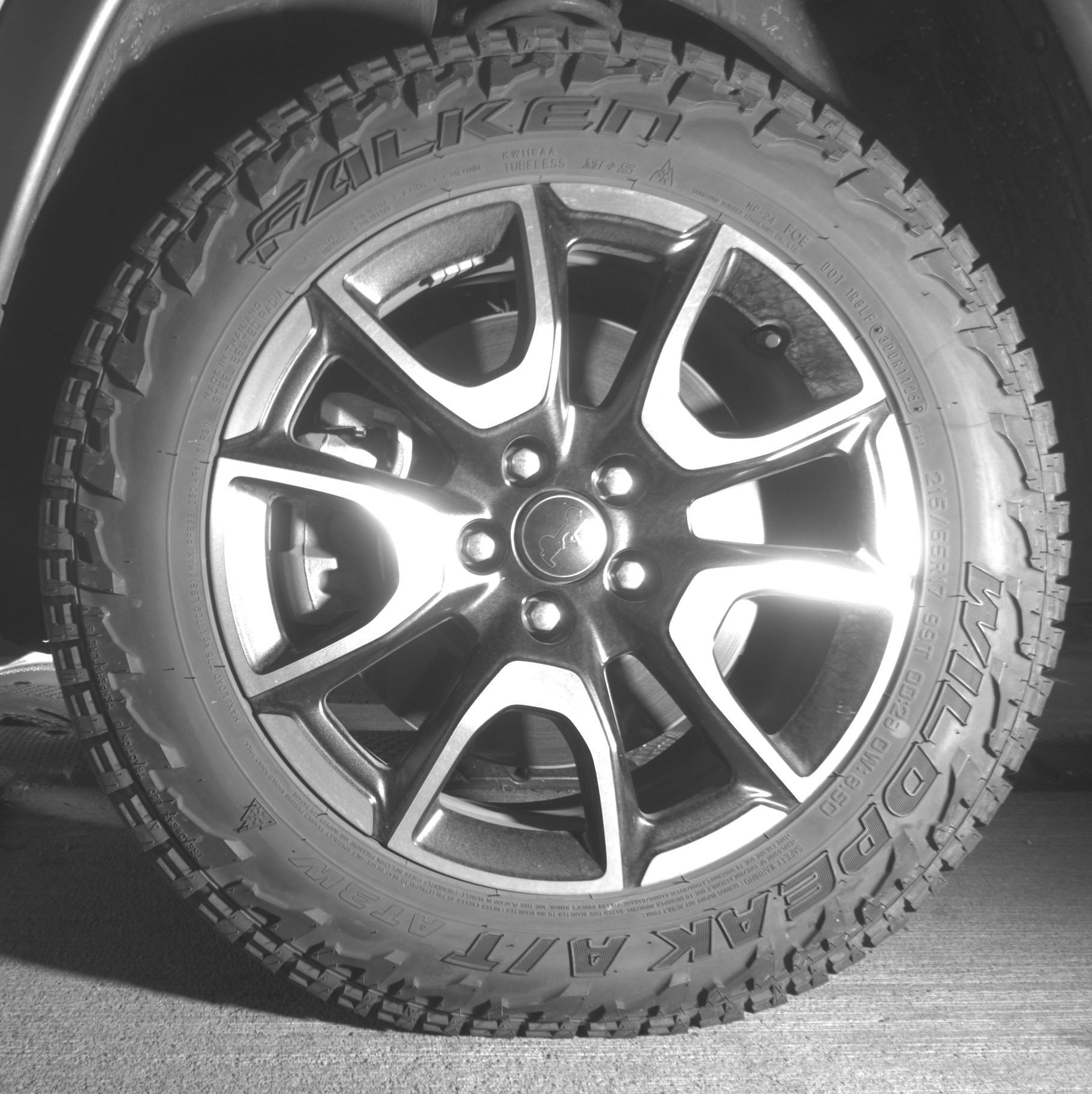 Used 2025 Jeep Compass Trailhawk image 12