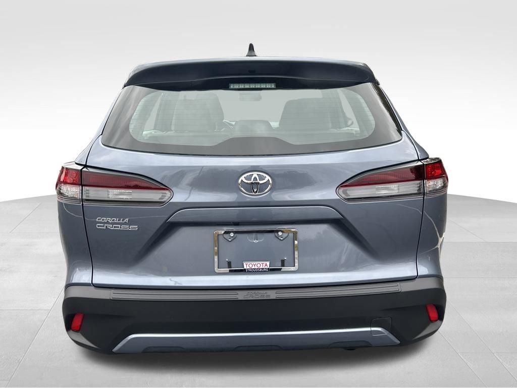 New 2026 Toyota Corolla Cross L image 4