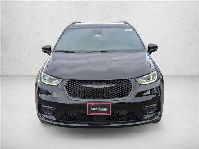 New 2026 Chrysler Pacifica Select w/ S Appearance Package AWD/4WD image 5