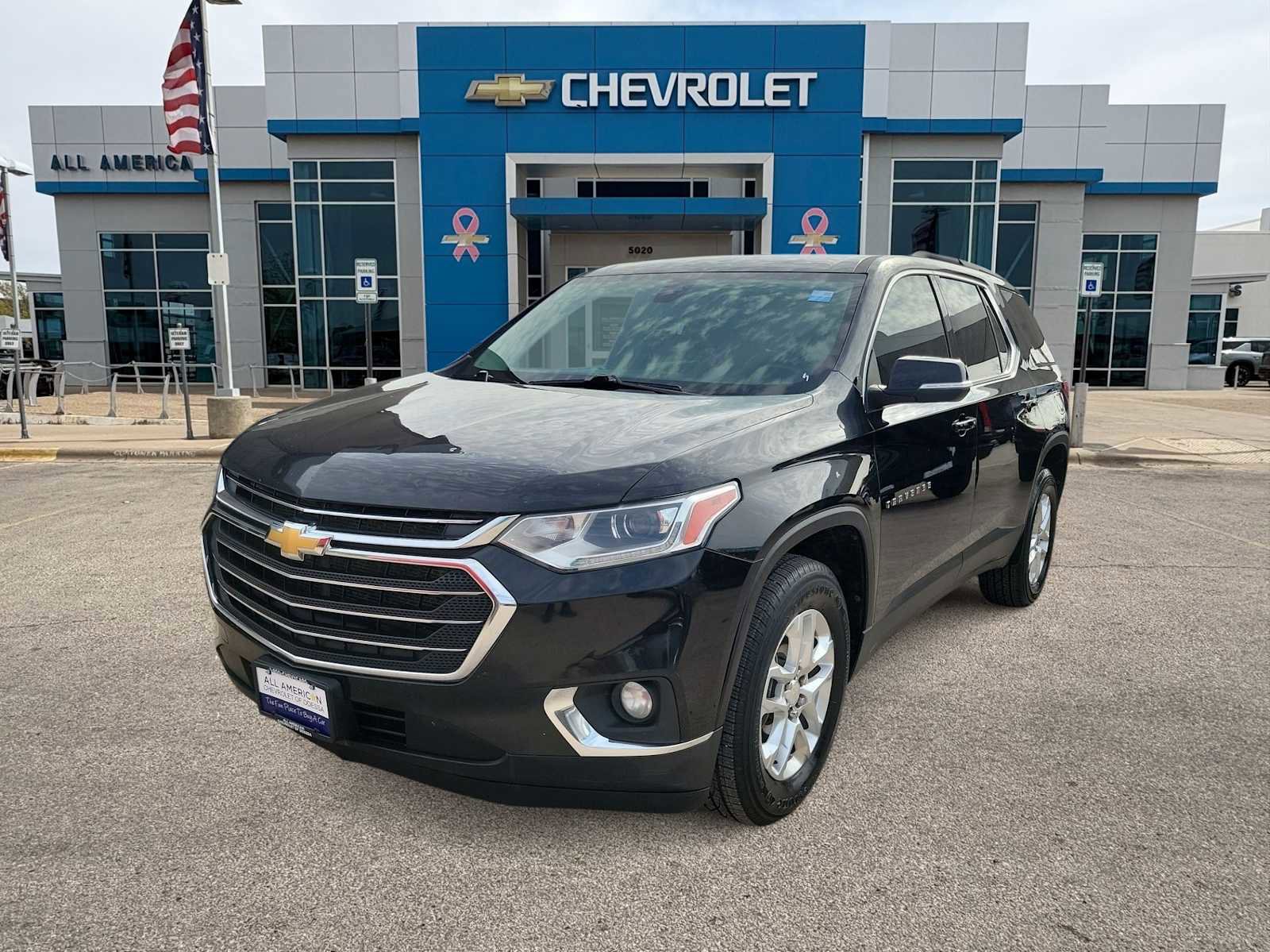Used 2021 Chevrolet Traverse LT