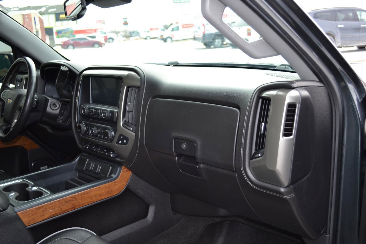 Used 2017 Chevrolet Silverado 1500 High Country image 34