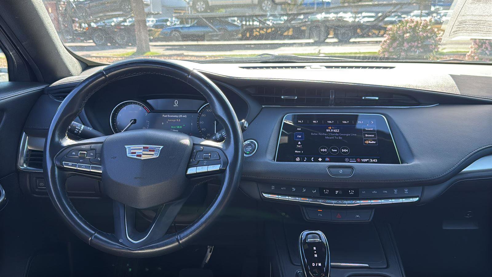 Used 2023 Cadillac XT4 Premium Luxury image 7