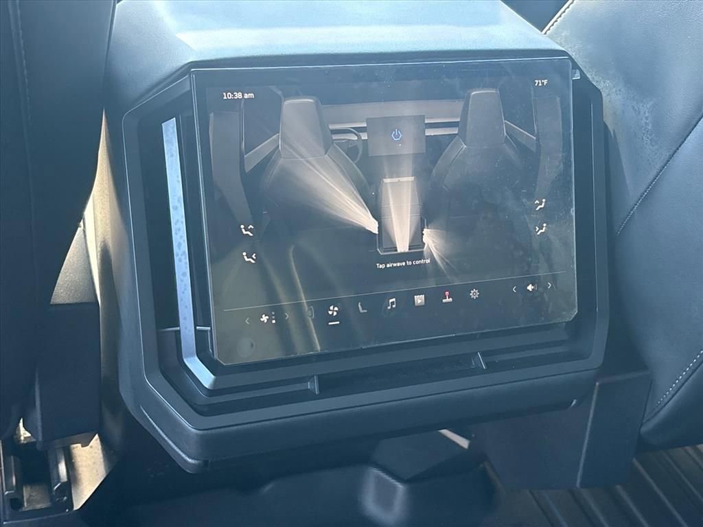 Used 2025 Tesla Cybertruck AWD Crew Cab image 19