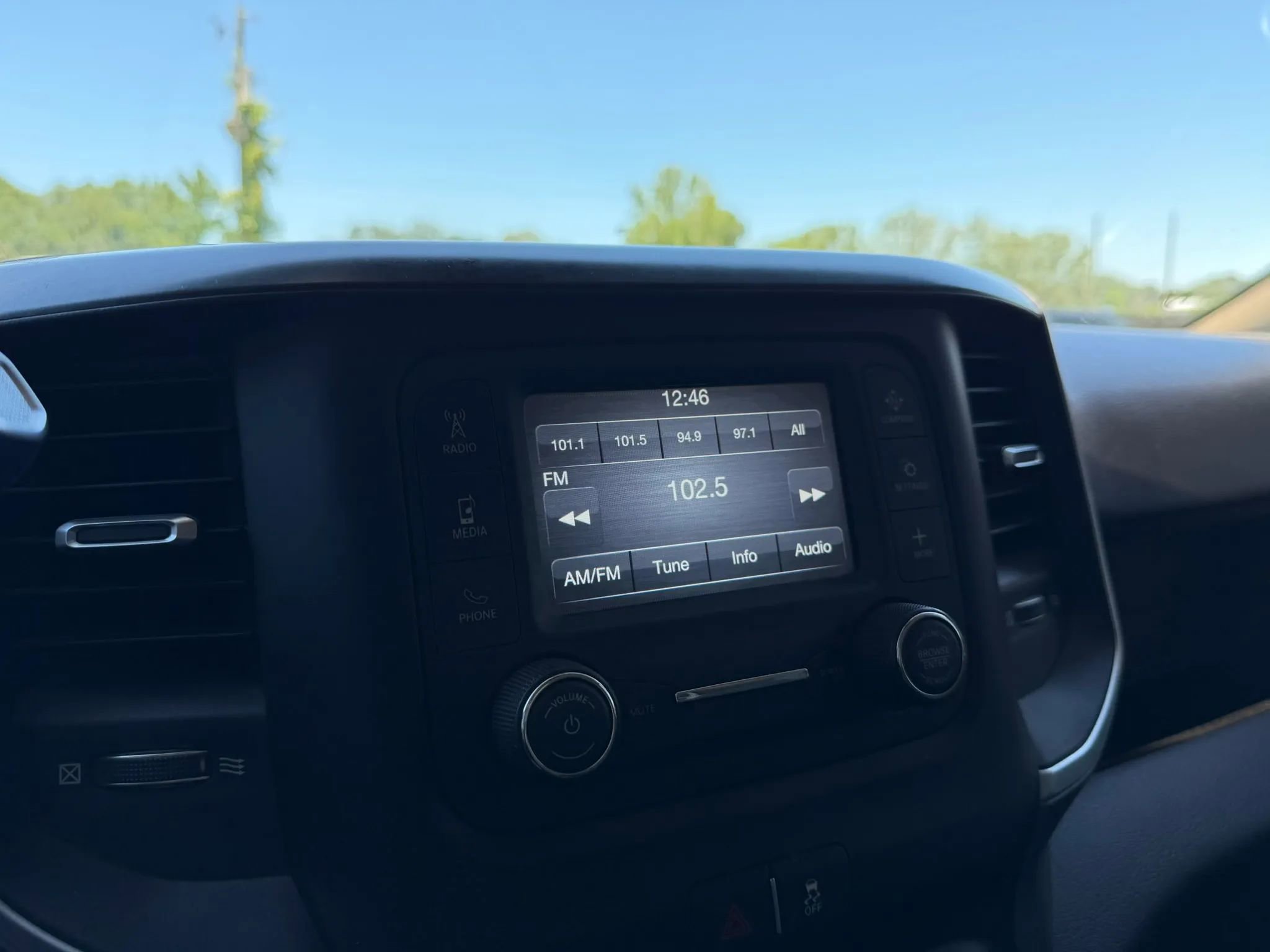 Used 2019 RAM 2500 Big Horn AWD/4WD image 13