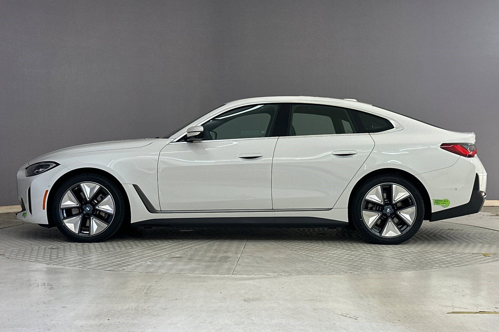 Certified 2023 BMW i4 eDrive35 w/ Premium Package image 2
