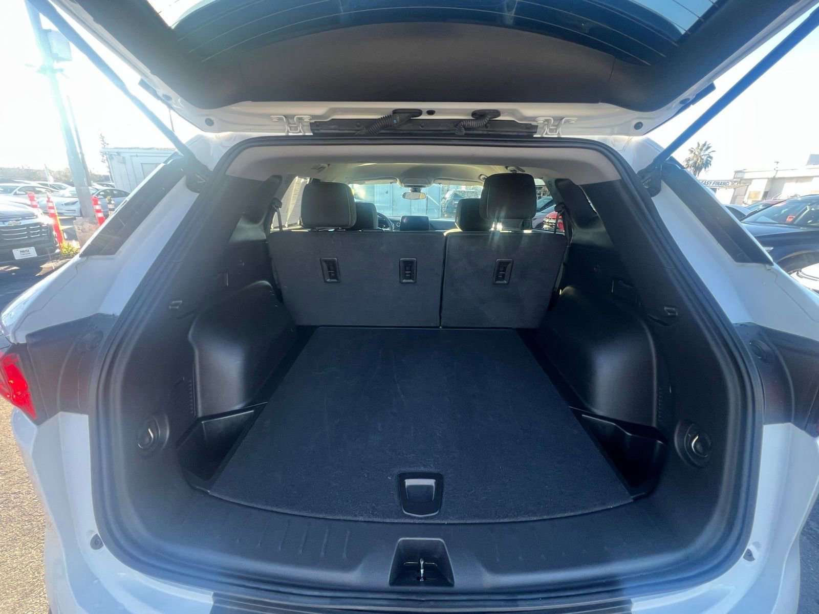 Used 2025 Chevrolet Blazer LT image 32