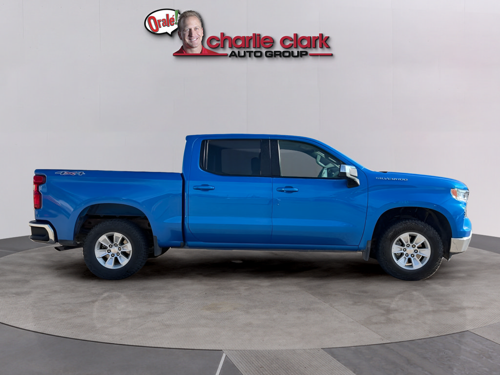 Used 2025 Chevrolet Silverado 1500 LT AWD/4WD image 7
