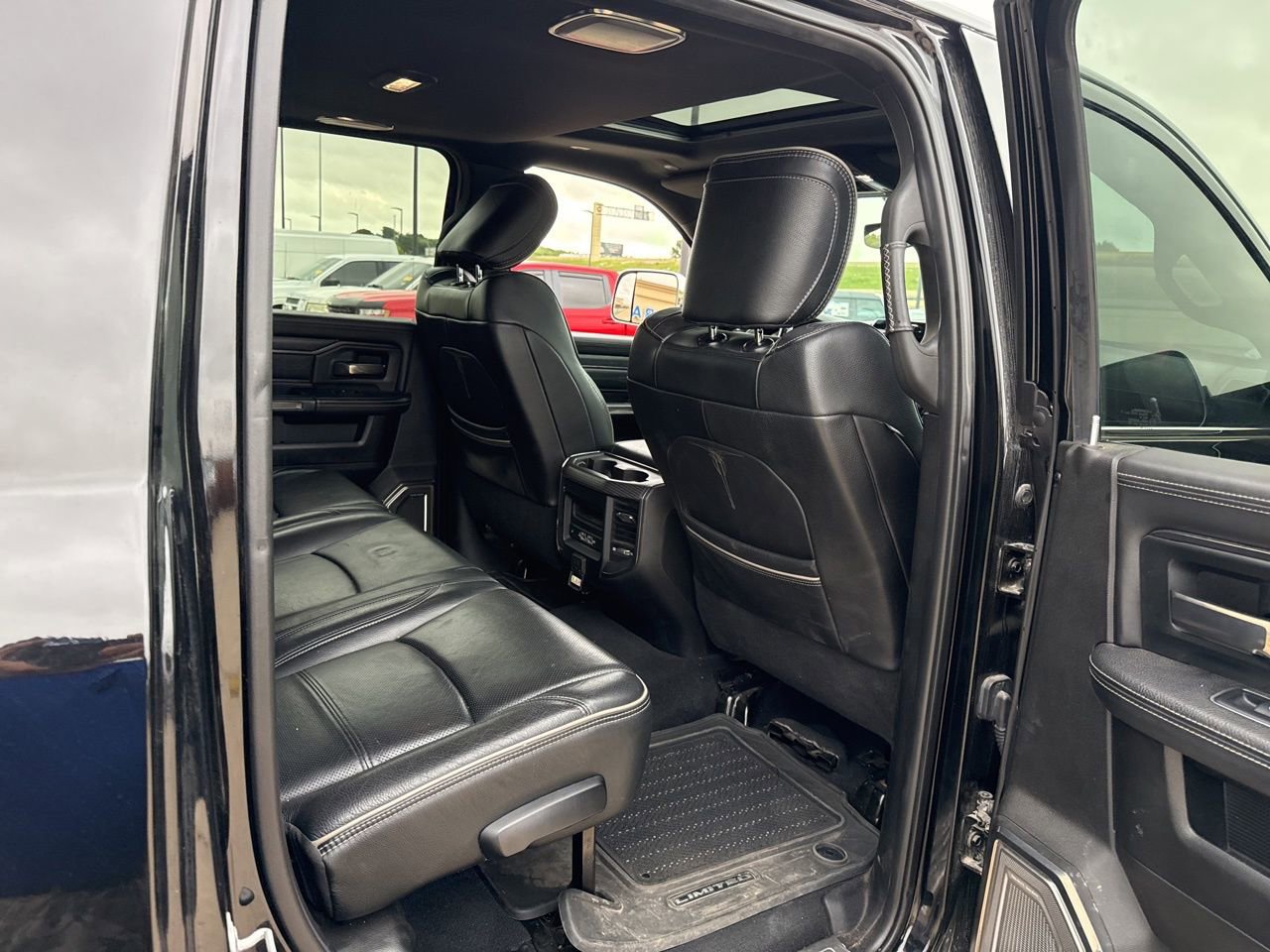 Used 2019 RAM 2500 Limited image 12