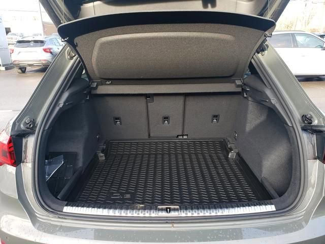 Used 2022 Audi Q3 2.0T Premium Plus w/ Premium Plus Package image 5