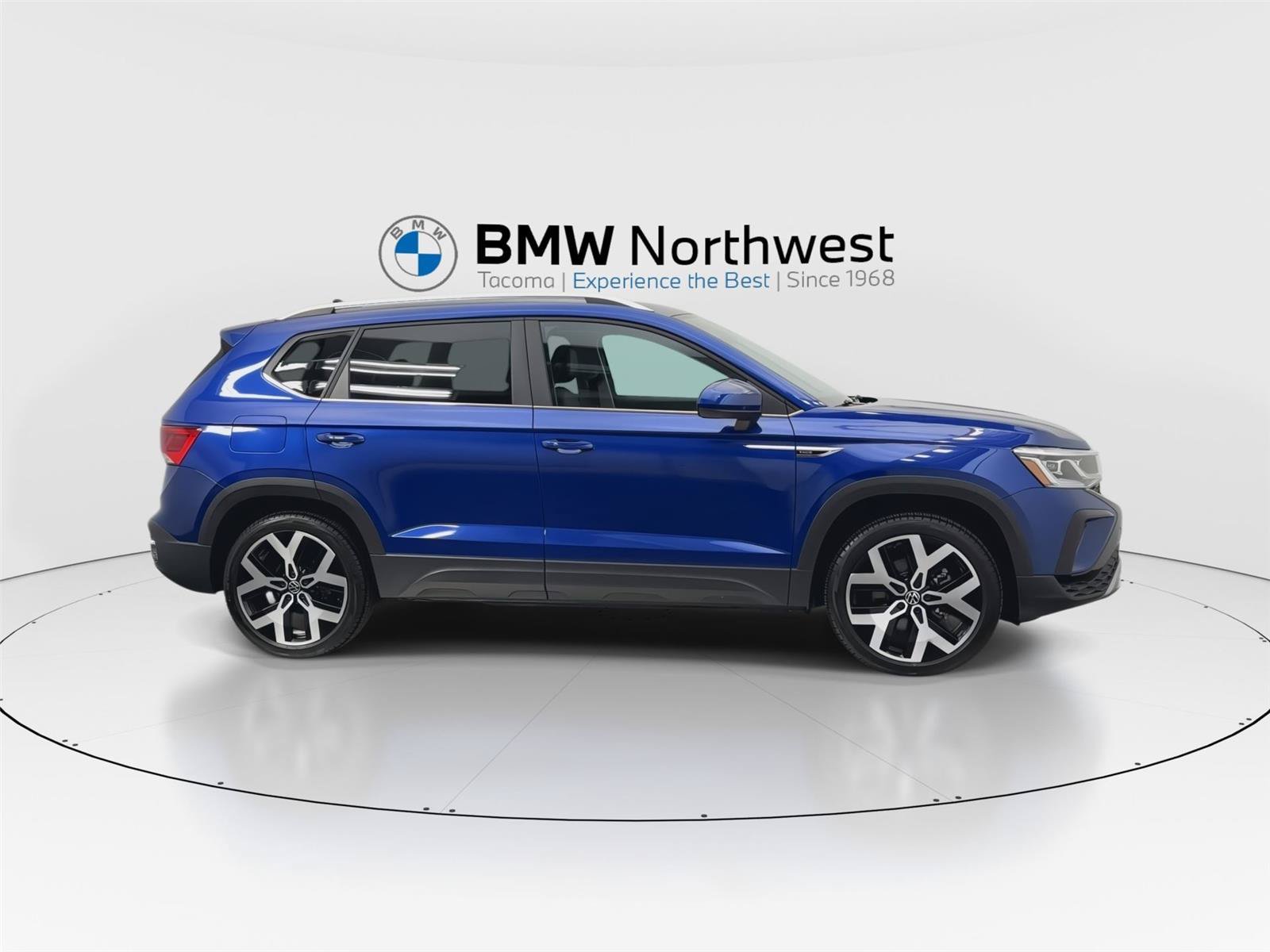 Used 2023 Volkswagen Taos SEL AWD/4WD image 5
