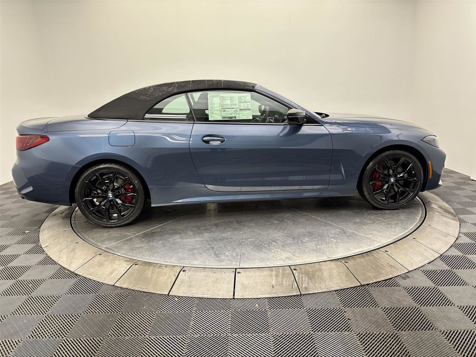 New 2026 BMW 440i xDrive Convertible w/ Premium Package image 17