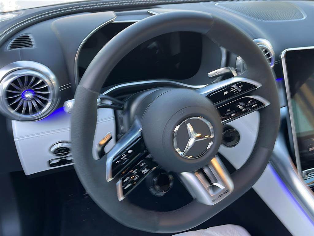 Used 2025 Mercedes-Benz SL 55 AMG 4MATIC image 13