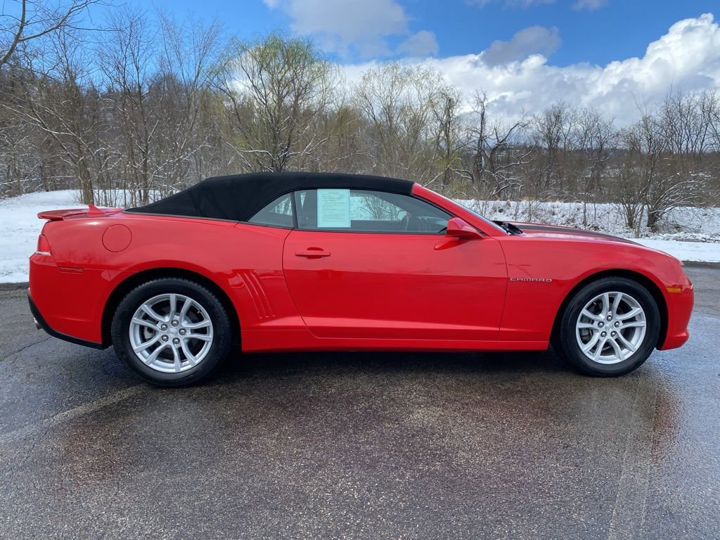 Used 2015 Chevrolet Camaro LT image 2