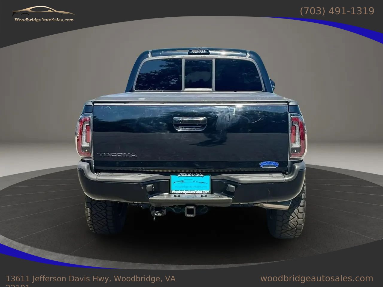 Used 2015 Toyota Tacoma 4x4 Double Cab w/ TRD Sport Package image 5
