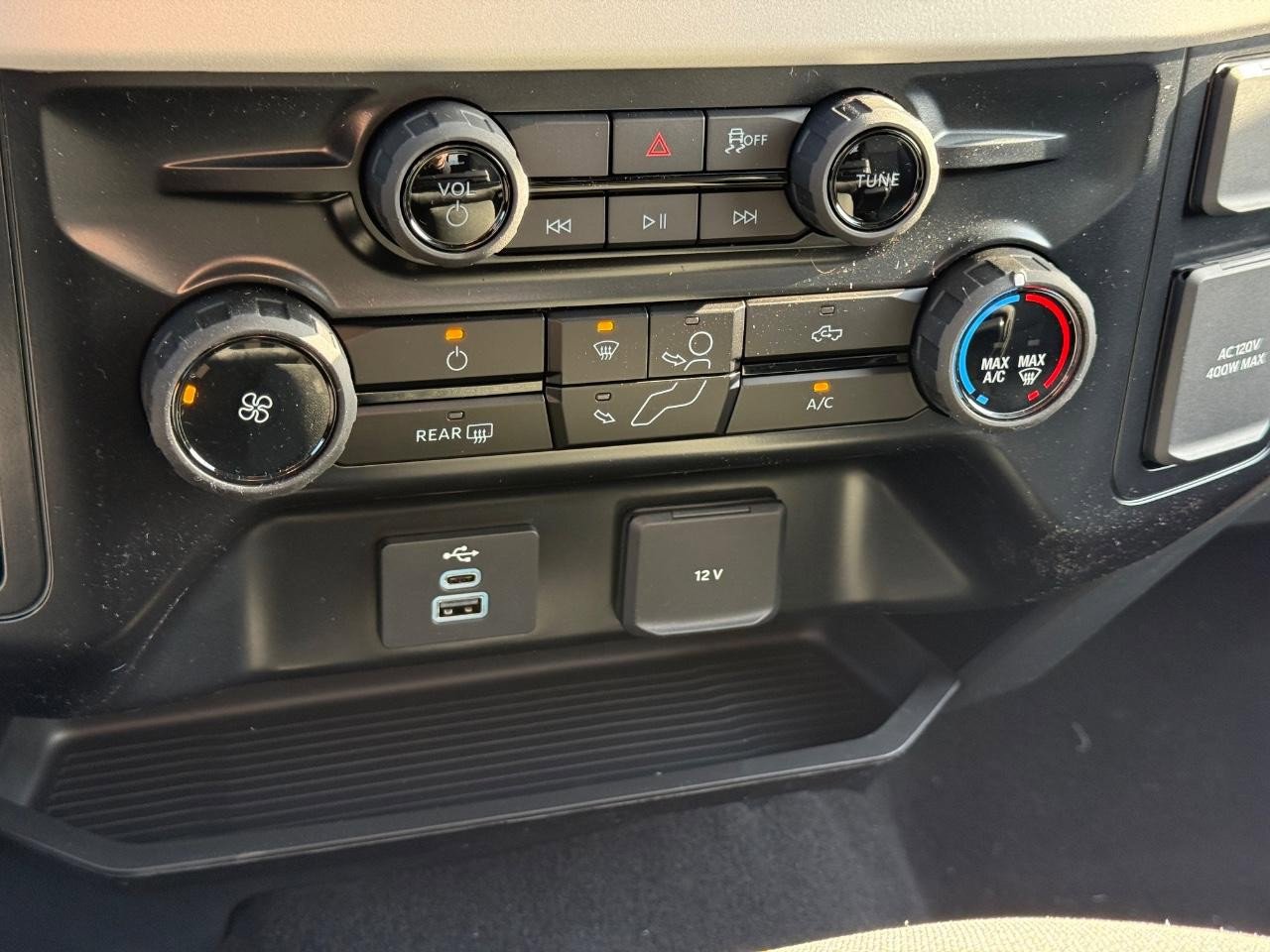 New 2026 Ford F250 XLT w/ Tremor Off-Road Package image 14