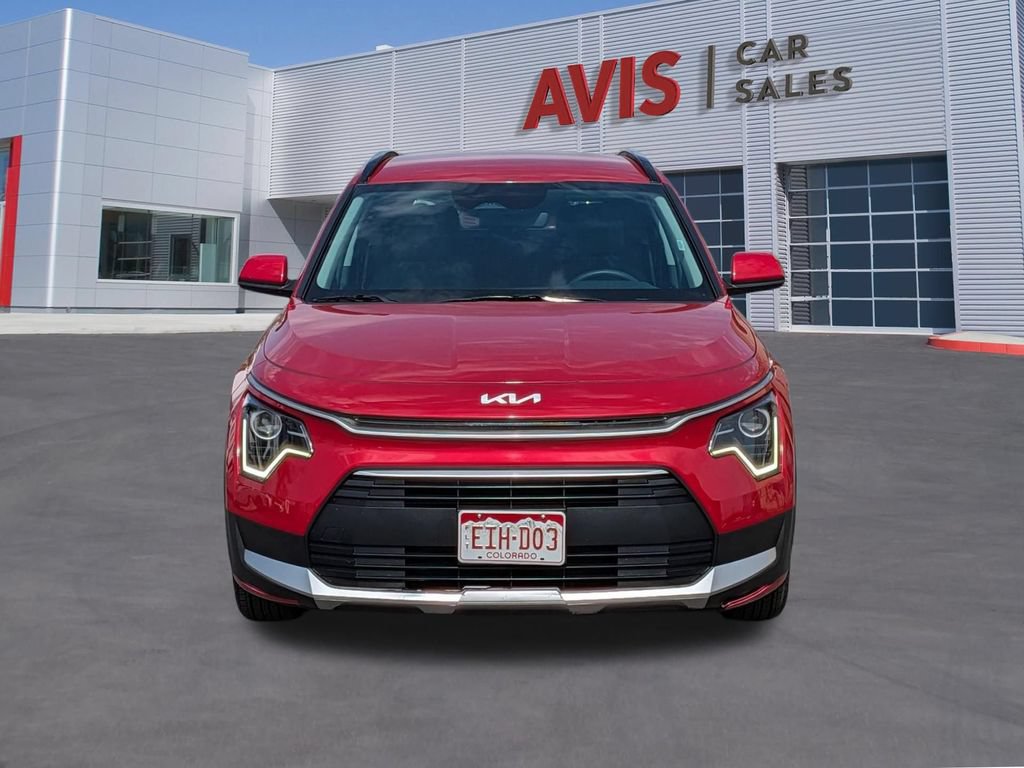 Used 2025 Kia Niro LX FWD image 2