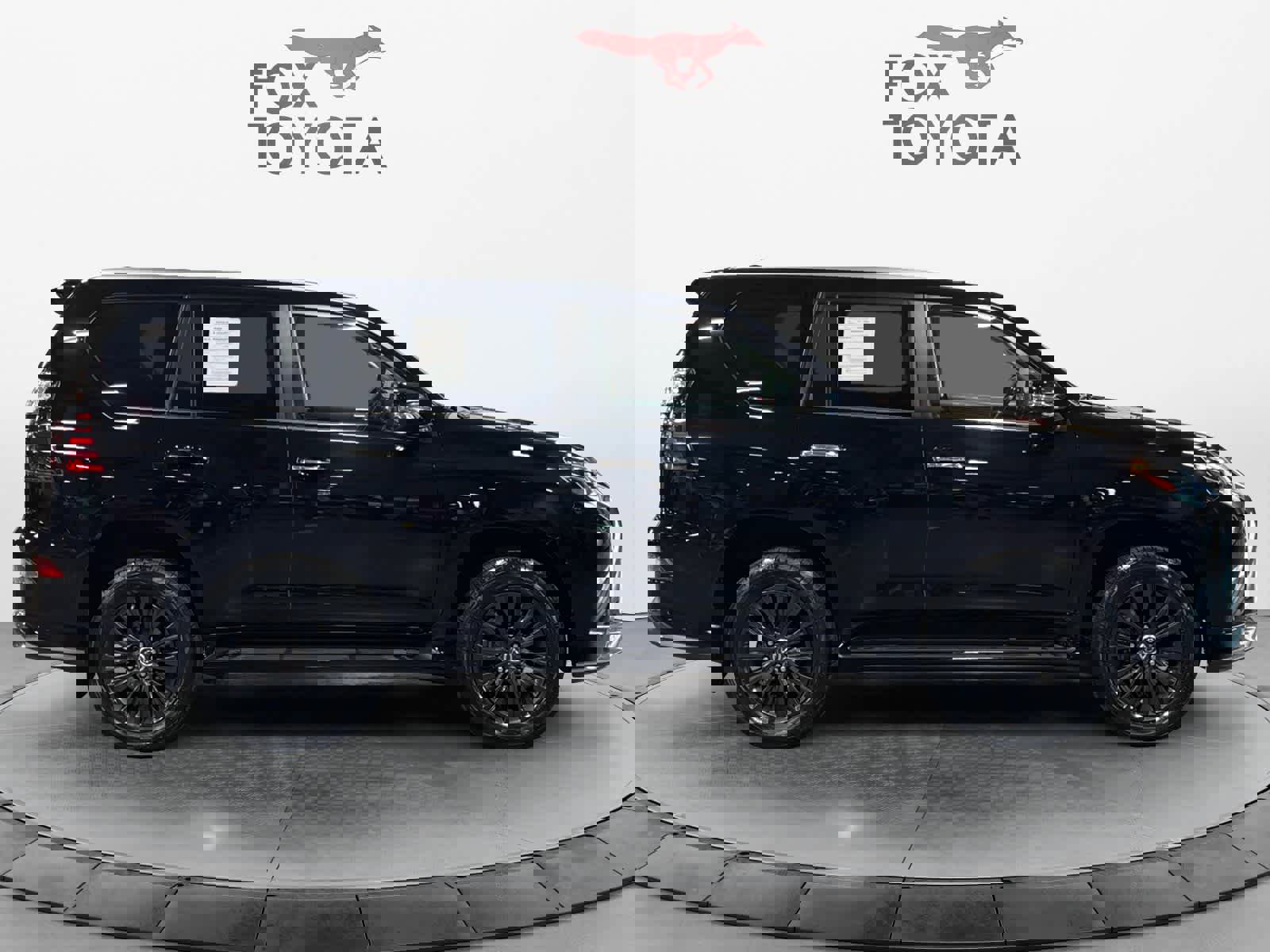 Used 2023 Lexus GX 460 Premium w/ Accessory Package image 7