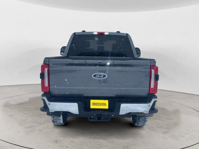 Certified 2025 Ford F350 Lariat w/ FX4 Off-Road Package image 4
