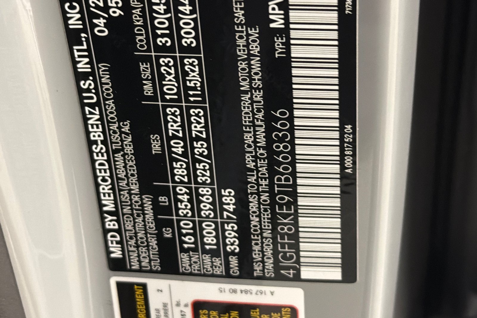 New 2026 Mercedes-Benz GLS 63 AMG 4MATIC image 29