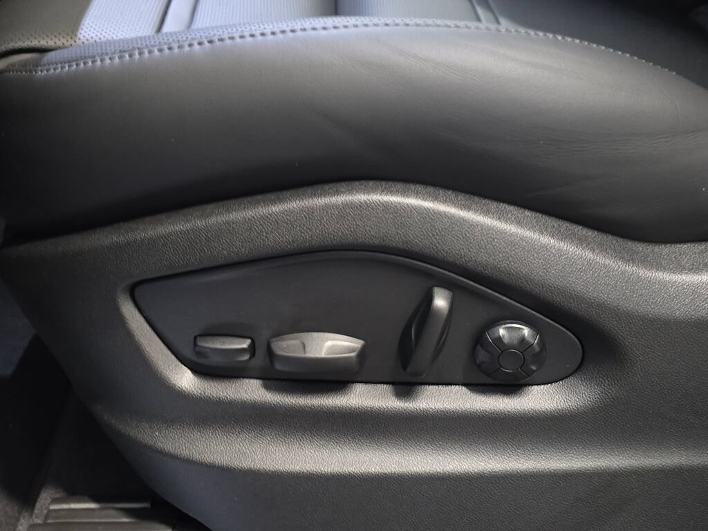 New 2026 Porsche Cayenne S AWD/4WD image 39