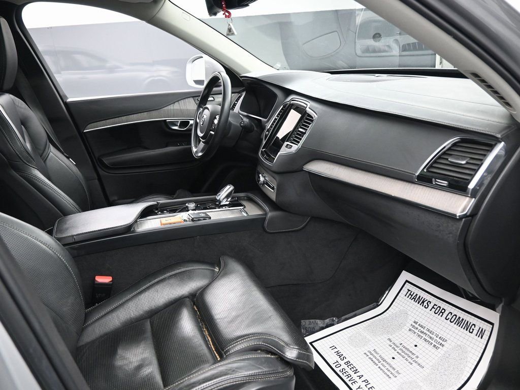 Used 2022 Volvo XC90 T8 Inscription image 39