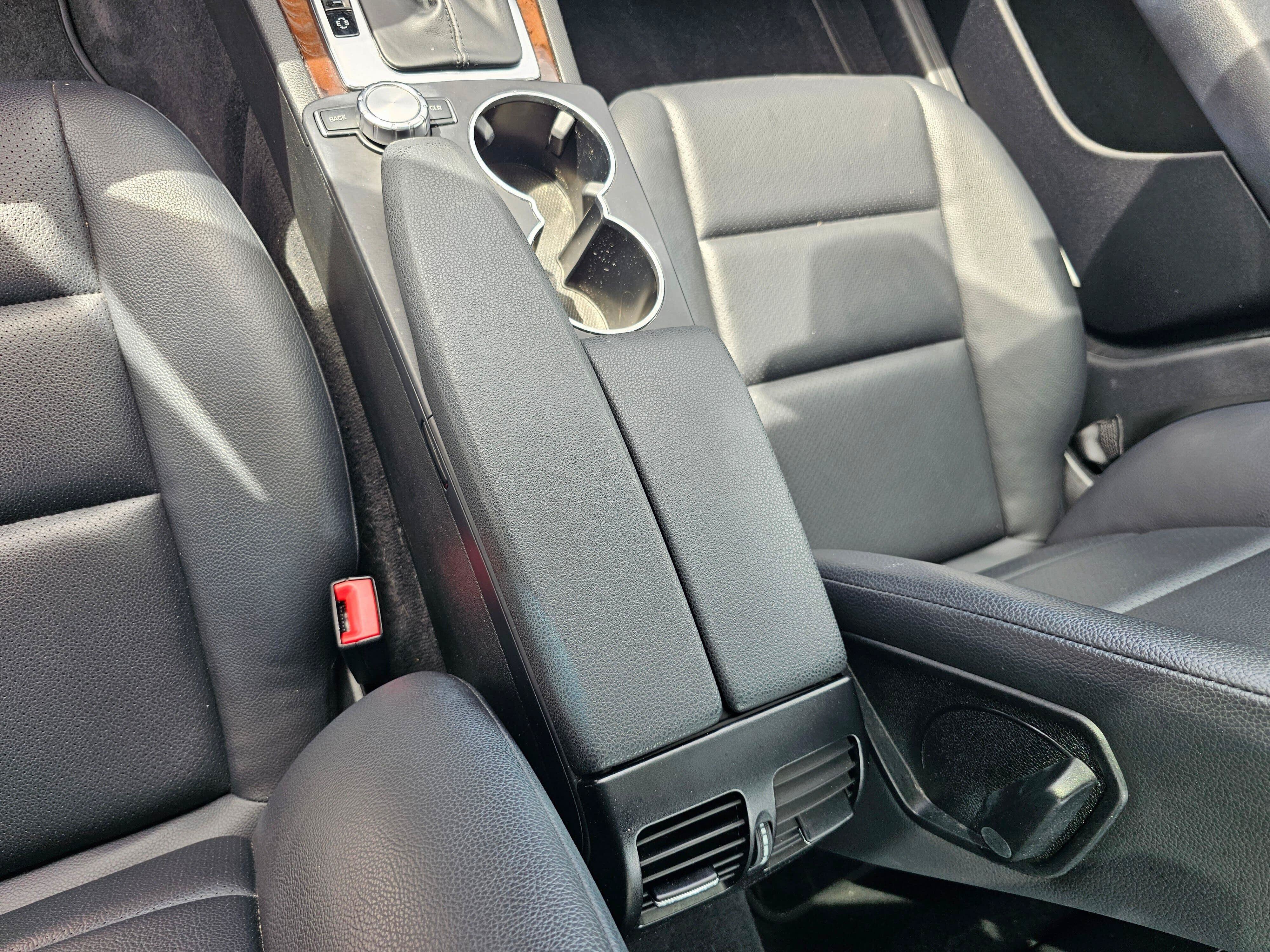 Used 2014 Mercedes-Benz C 300 4MATIC Sedan image 27