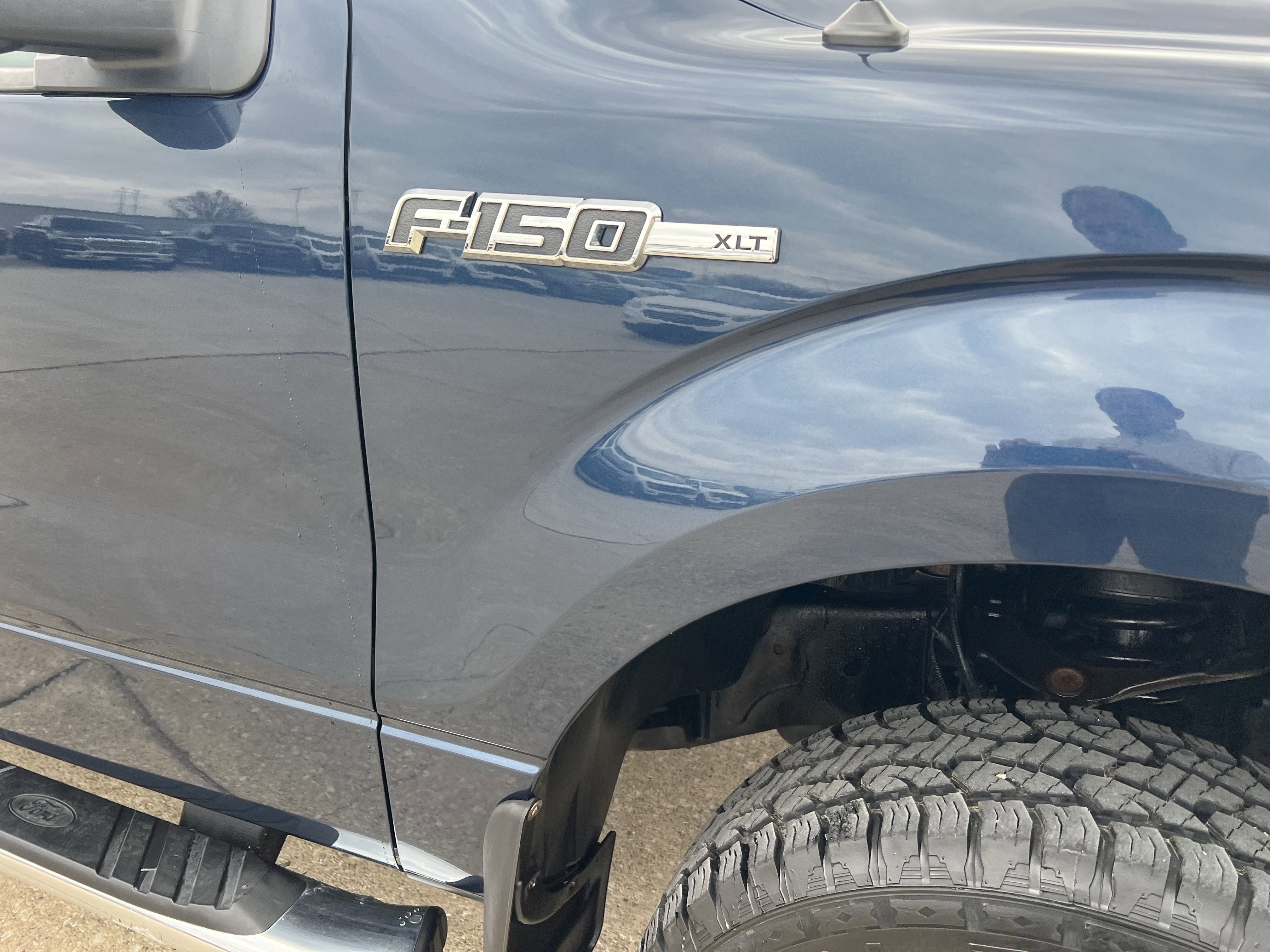 Used 2013 Ford F150 XLT w/ XLT Chrome Pkg image 3