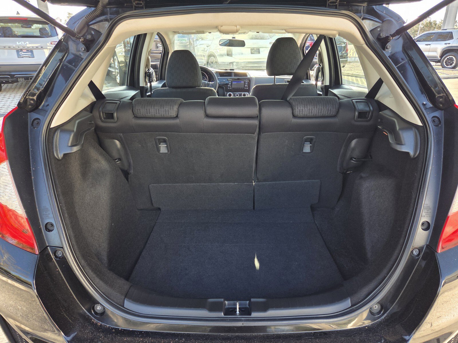 Used 2015 Honda Fit LX image 15