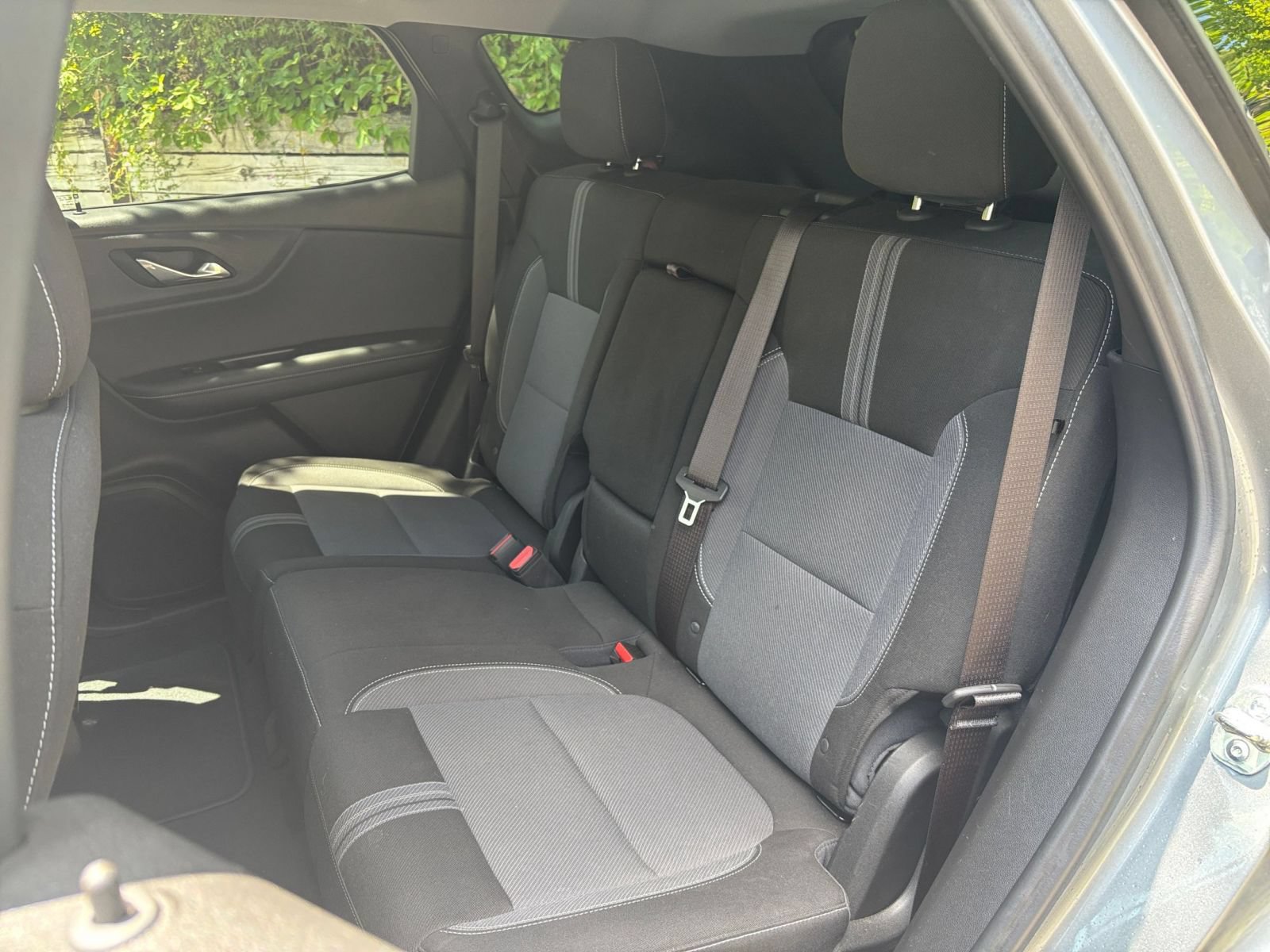 Used 2025 Chevrolet Blazer LT FWD image 39
