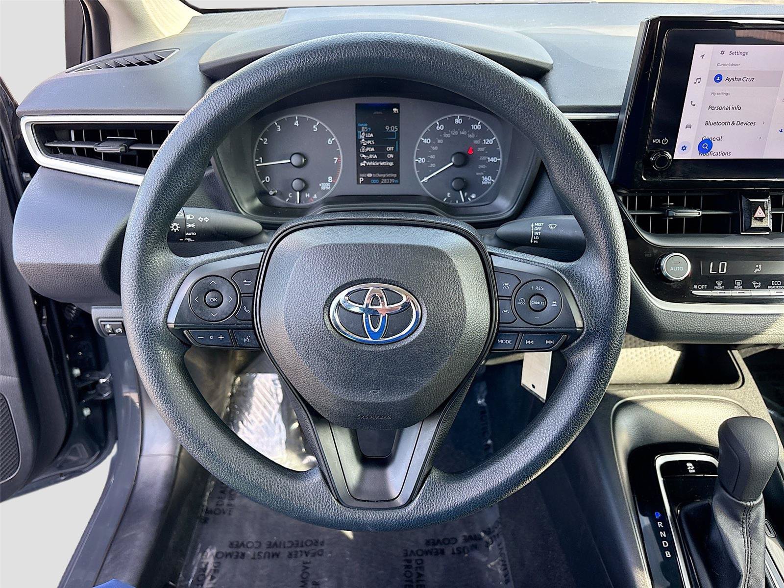 Used 2023 Toyota Corolla LE FWD image 13
