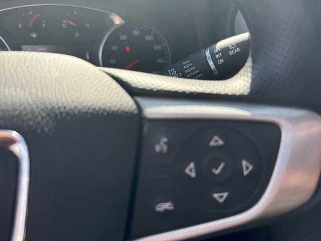 Used 2023 GMC Acadia SLE w/ Driver Convenience Package image 12