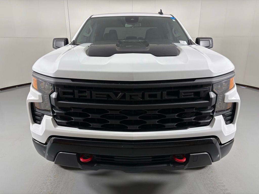 Used 2024 Chevrolet Silverado 1500 Custom Trail Boss w/ LPO, Dark Essentials Package image 4