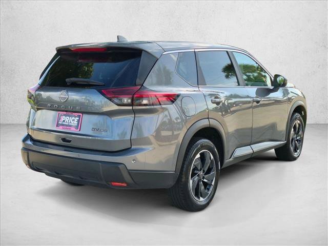 Used 2024 Nissan Rogue SV AWD/4WD image 5