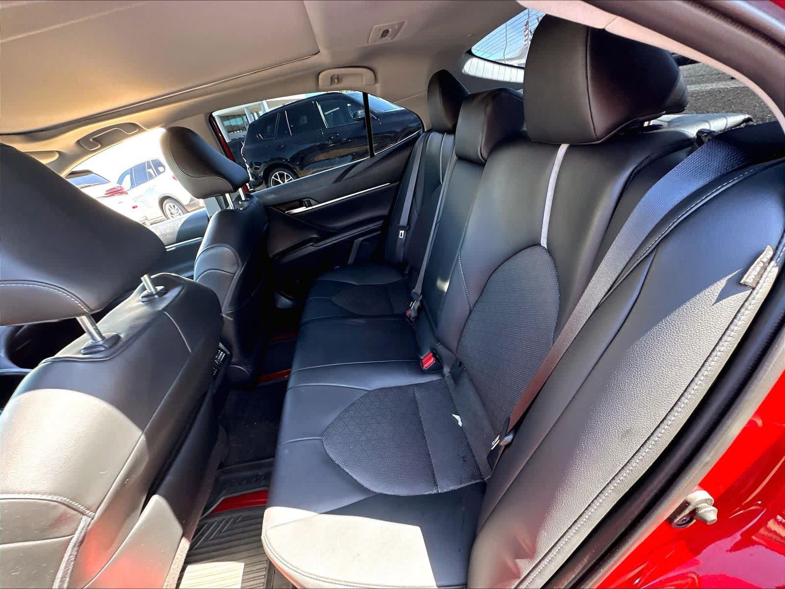 Used 2022 Toyota Camry XSE FWD image 22