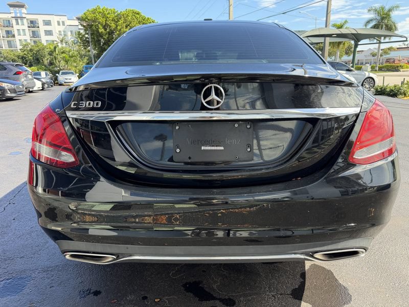 Used 2018 Mercedes-Benz C 300 Sedan image 5