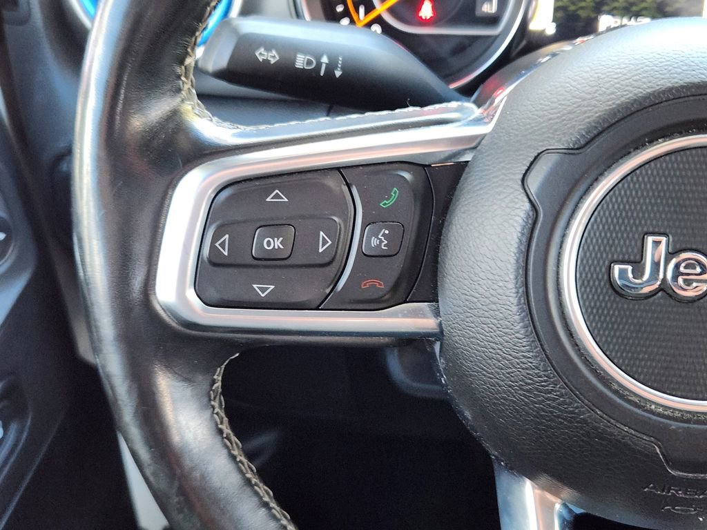 Used 2021 Jeep Gladiator Overland w/ Cold Weather Group image 17