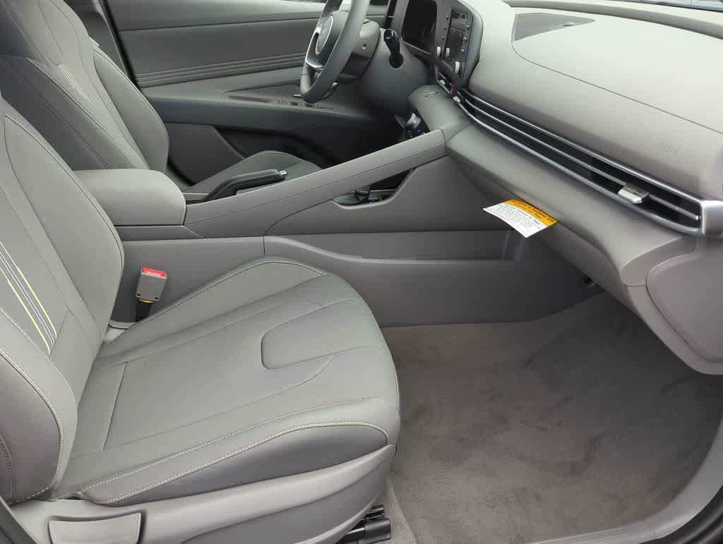 New 2026 Hyundai Elantra Sport w/ Cargo Package FWD image 22
