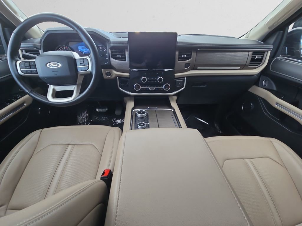 Used 2024 Ford Expedition Max Limited image 10