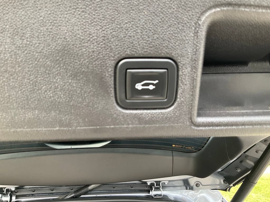 Used 2021 GMC Terrain SLE w/ Driver Convenience Package FWD image 39